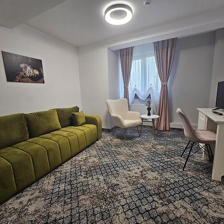 Vila Carol Alba Iulia Bagian luar foto